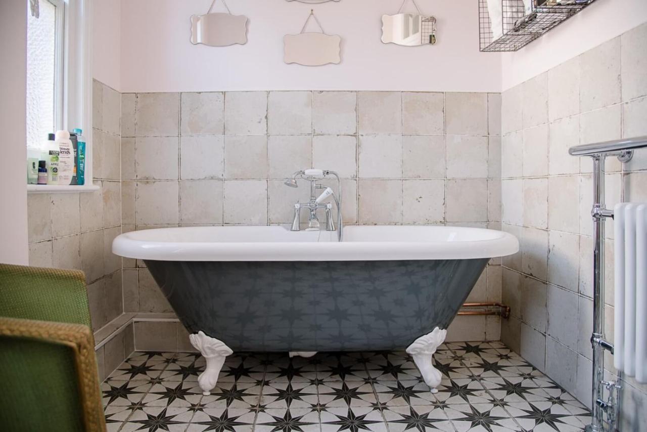 Quay House, Woodbridge Villa ภายนอก รูปภาพ